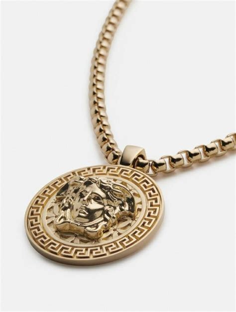 cadena versace oro 18k|versace gold necklace.